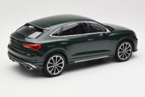 Audi RS Q3 Sportback 8U Green Metallic Minichamps 1:18 155018102 Fém – 2. kép a 6-ből