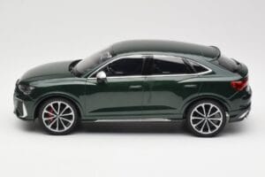 Audi RS Q3 Sportback 8U Green Metallic Minichamps 1:18 155018102 Fém – 3. kép a 6-ből
