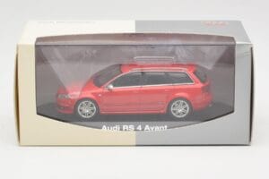 Audi RS4 B7 Avant Piros Minichamps 1:43 5010509213 Fém – 4. kép a 4-ből