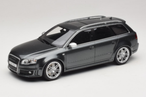 Audi RS4 B7 Szürke Otto 1:18 OT721 Gyanta