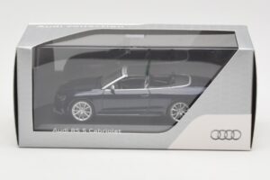 Audi RS5 B8 Kabrió Estoril Blue Minichamps 1:43 5011215313 Fém – 4. kép a 4-ből