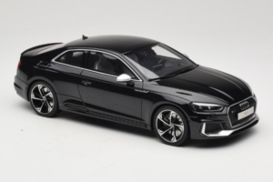 Audi RS5 B9 Coupe Fekete GT Spirit 1:18 GT751 Gyanta – 4. kép a 6-ből