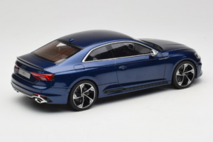 Audi RS5 B9 Coupe Kék GT Spirit 1:18 GT062 Gyanta – 2. kép a 6-ből
