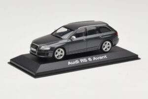 Audi RS6 C5 Avant Daytona Grey Minichamps 1:43 5010710233 Fém – 2. kép a 4-ből