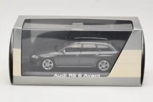 Audi RS6 C5 Avant Daytona Grey Minichamps 1:43 5010710233 Fém – 4. kép a 4-ből