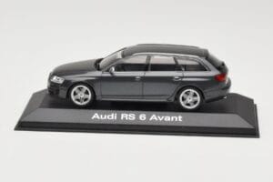 Audi RS6 C5 Avant Daytona Grey Minichamps 1:43 5010710233 Fém