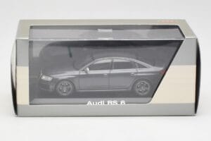 Audi RS6 C6 Daytona Grey Minichamps 1:43 5010810123 Fém – 4. kép a 4-ből