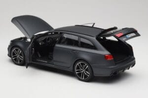 Audi RS6 C7 Avant Matt Grey Minichamps 1:18 110012012 Fém – 5. kép a 8-ből