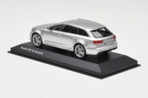 Audi RS6 C7 Avant Prisma Silver Minichamps 1:43 5011216213 Fém – 3. kép a 4-ből