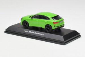 Audi RSQ3 F3 Sportback Zöld Minichamps 1:43 5012013631 Fém – 3. kép a 4-ből