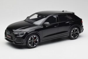 Audi RSQ8 Night Fekete GT Spirit 1:18 GT305 Gyanta