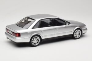 Audi S4 C4 4.2 V8 Crystal Silver Otto 1:18 OT464 Gyanta – 2. kép a 6-ből