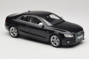 Audi S5 B8 Coupe Fekete Norev 1:18 188360 Fém – 6. kép a 8-ből