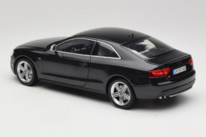 Audi S5 B8 Coupe Fekete Norev 1:18 188360 Fém – 7. kép a 8-ből