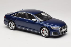 Audi S8 D5 Kék GT Spirit 1:18 GT313 Gyanta – 4. kép a 6-ből