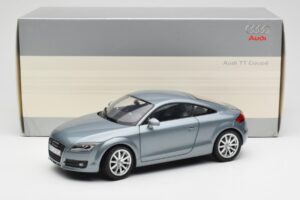 Audi TT 8J Condor Szürke Minichamps 1:18 5010500415 Fém – 8. kép a 8-ből