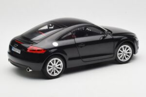 Audi TT 8J Phantom Fekete Minichamps 1:18 5010500425 Fém – 3. kép a 8-ből