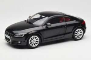 Audi TT 8J Phantom Fekete Minichamps 1:18 5010500425 Fém