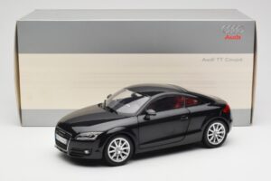 Audi TT 8J Phantom Fekete Minichamps 1:18 5010500425 Fém – 8. kép a 8-ből