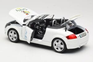 Audi TT 8N Kabrió Fehér Maisto 1:18 56065 Fém – 5. kép a 8-ből