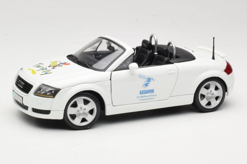 Audi TT 8N Kabrió Fehér Maisto 1:18 56065 Fém