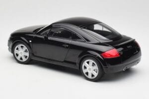 Audi TT 8N Fekete Minichamps 1:18 155017021 Fém – 5. kép a 6-ből