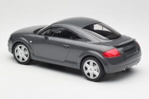 Audi TT 8N Coupe Grey Metallic Minichamps 1:18 155017020 Fém – 5. kép a 6-ből