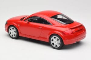 Audi TT 8N Piros Minichamps 1:18 155017022 Fém – 5. kép a 6-ből
