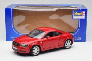 Audi TT 8N Coupe Piros Revell 1:18 89909092 Fém – 8. kép a 8-ből