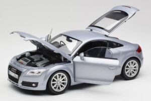 Audi TT 8N RHD Lake Ezüst Metál Minichamps 1:18 150015020 Fém – 2. kép a 8-ből