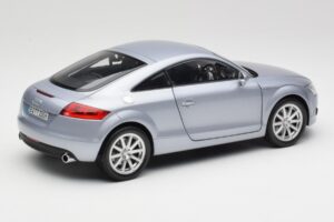Audi TT 8N RHD Lake Ezüst Metál Minichamps 1:18 150015020 Fém – 3. kép a 8-ből