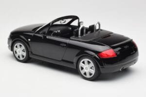 Audi TT 8N Roadster Black Metallic Minichamps 1:18 155017030 Fém – 5. kép a 6-ből