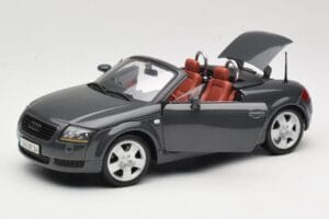 Audi TT 8N Roadster Szürke Maisto 1:18 50346 Fém – 2. kép a 8-ből
