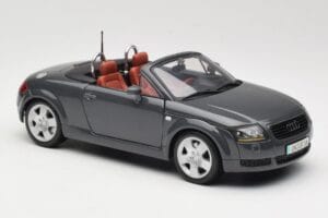 Audi TT 8N Roadster Szürke Maisto 1:18 50346 Fém – 6. kép a 8-ből