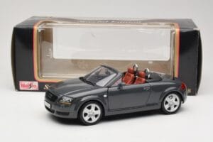 Audi TT 8N Roadster Szürke Maisto 1:18 50346 Fém – 8. kép a 8-ből