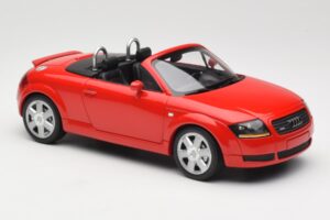 Audi TT 8N Roadster Piros Minichamps 1:18 155017032 Fém – 4. kép a 6-ből