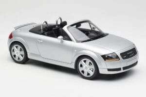 Audi TT 8N Roadster Silver Metallic Minichamps 1:18 155017031 Fém – 4. kép a 6-ből
