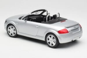 Audi TT 8N Roadster Silver Metallic Minichamps 1:18 155017031 Fém – 5. kép a 6-ből