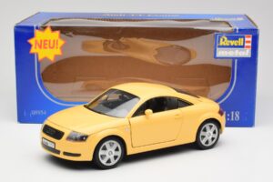 Audi TT 8N Sárga Revell 1:18 08954-M1 Fém – 8. kép a 8-ből