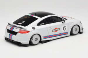 Audi TT ABT RS 8S Martini Szürke GT Spirit 1:18 GT152-C1 Gyanta – 2. kép a 6-ből