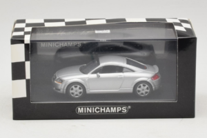 Audi TT 8N Ezüst Minichamps 1:43 5019800423 Fém – 5. kép a 5-ből