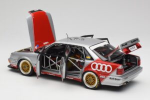 Audi V8 D11 #2 Team Dekra F. Jelinski DTM 1992 Minichamps 1:18 100921002-O Fém – 5. kép a 8-ből