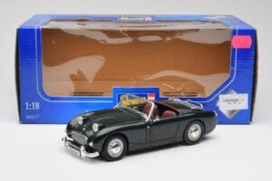 Austin-Healey Sprite Leaf Green Revell 1:18 08837 Fém – 8. kép a 8-ből