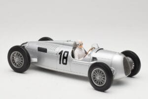 Auto Union Typ C #18 B. Rosemeyer Internationales Eifelrennen Nürburgring Winner 1936 Minichamps 1:18 155361018 Fém – 4. kép a 6-ből