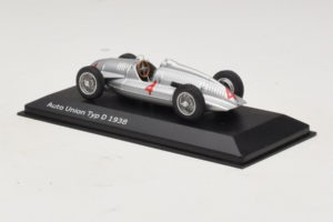 Auto Union Typ D #4 Ezüst Minichamps 1:43 5030900703 Fém – 3. kép a 4-ből