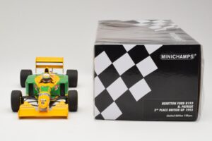Benetton Ford B193B #5 R. Patrese 3rd Place British GP 1993 Minichamps 1:18 110930906 Fém – 6. kép a 6-ből