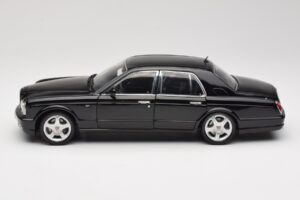 Bentley Arnage R Fekete Minichamps 1:18 100139071 Fém – 4. kép a 8-ből