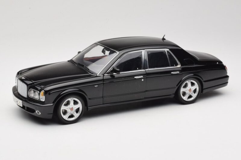 Bentley Arnage R Fekete Minichamps 1:18 100139071 Fém