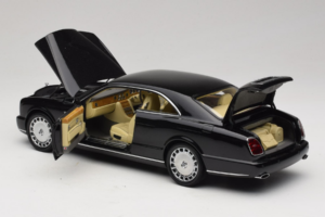 Bentley Brooklands Fekete Minichamps 1:18 100139600 Fém – 5. kép a 8-ből