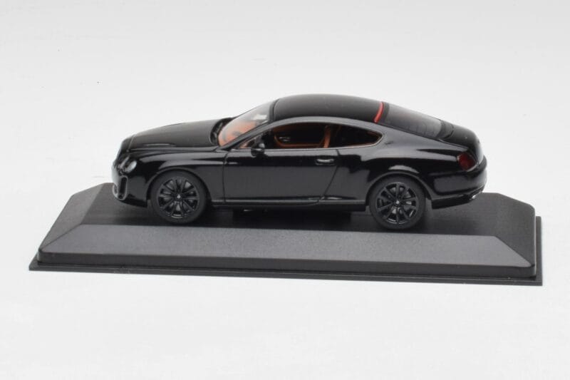 Bentley Continental GT Fekete Fekete Felnikkel Minichamps 1:43 BENTLEY002 Fém